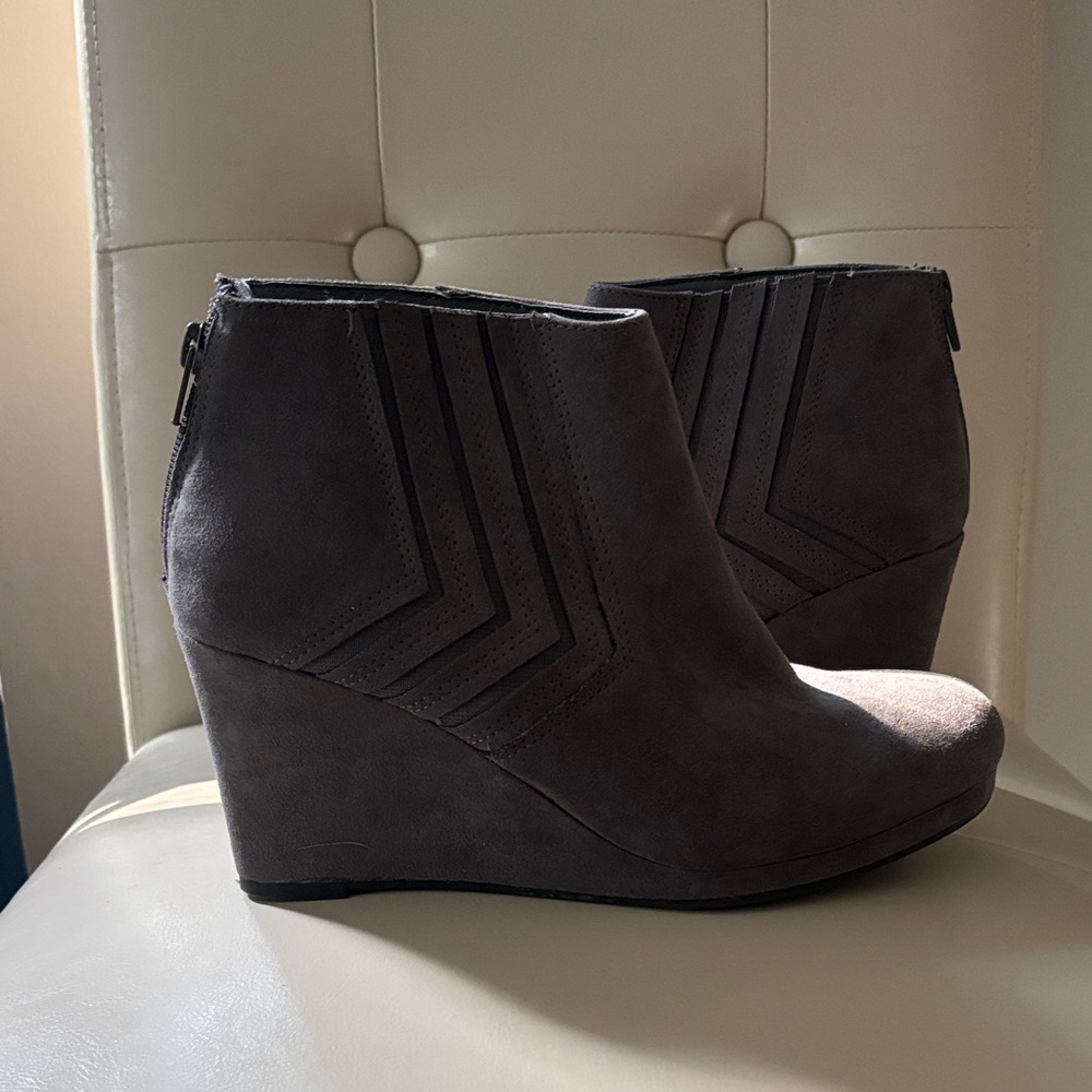 Sugar Dark Gray Wedge Ankle Boots